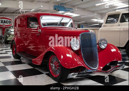 Detail eines roten historischen Ford Model 40 Hot Rod Stockfoto