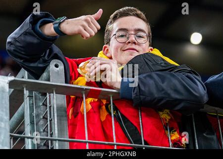 Köln, Deutschland. 28. März 2023. KÖLN, DEUTSCHLAND - MÄRZ 28: Deutsche Fans während des internationalen Freundschaftsspiels zwischen Deutschland und Belgien im RheinEnergieStadion am 28. März 2023 in Köln (Foto von Joris Verwijst/Orange Pictures) Guthaben: Orange Pics BV/Alamy Live News Stockfoto