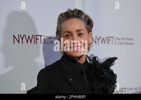 Sharon Stone nimmt am 28. März 2023 in New York City an den New York Women in Film and Television 43. Annual Muse Awards in der Cipriani 42. Street Teil. Stockfoto