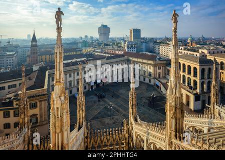 Mailand Stadt vom Dach des Doms aus gesehen, Italien Stockfoto