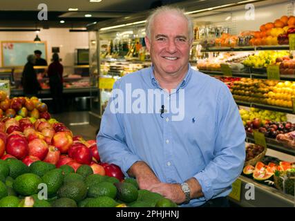 Der internationale Starkoch Rick Stein veranstaltet eine Medienkonferenz im Vorfeld seiner neuseeländischen Theatertour mit vier Shows, Nosh Food Market, Auckland, New Efeal Stockfoto