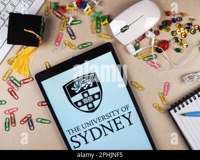 Bayern, Deutschland. 31. Dezember 2015. In dieser Fotoabbildung wird das Logo der University of Sydney auf einem Tablet angezeigt. (Kreditbild: © Igor Golovniov/SOPA Images via ZUMA Press Wire) NUR REDAKTIONELLE VERWENDUNG! Nicht für den kommerziellen GEBRAUCH! Stockfoto