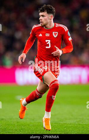 Cardiff, Großbritannien. 28/03/2023. Neco Williams aus Wales in Aktion. Wales gegen Lettland am 28. März 2023 in einem UEFA EURO 2024 Qualifier im Cardiff City Stadium. Kredit: Lewis Mitchell/Alamy Live News Stockfoto