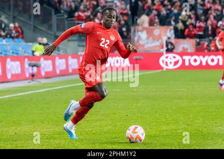 Toronto, Kanada. 28. März 2023. Richie Laryea ist die Nummer 22 des kanadischen Teams beim Qualifikationsspiel der CONCACAF Nations League zwischen Kanada und Honduras im BMO Field in Toronto. Das Spiel endete 4-1 für Kanada und schickte es ins Halbfinale. (Foto: Angel Marchini/SOPA Images/Sipa USA) Guthaben: SIPA USA/Alamy Live News Stockfoto