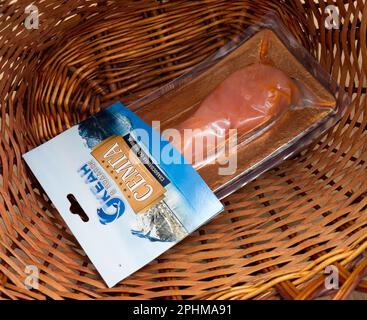 Rybtorg Lachs leicht gesalzen, gekühlt. Stockfoto