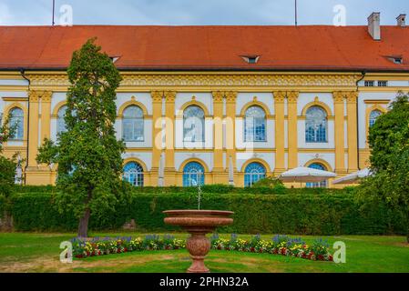 Schloss Dachau während eines bewölkten Tages in Deutschland. Stockfoto