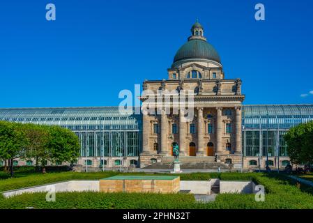 Bayerisches Staatskanzleramt in der deutschen Stadt München. Stockfoto