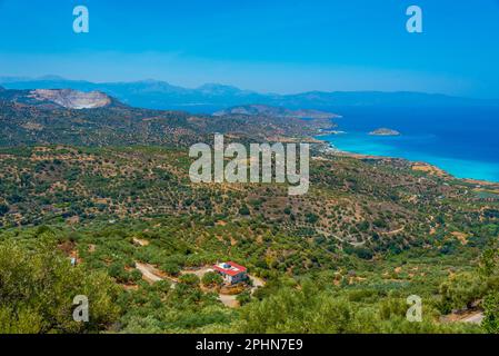 Panoramablick auf die Mirabello-Bucht auf der griechischen Insel Kreta. Stockfoto