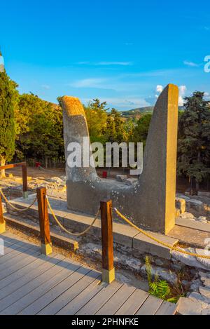 Sonnenuntergang über den Ruinen des Palastes Knossos auf der griechischen Insel Kreta. Stockfoto