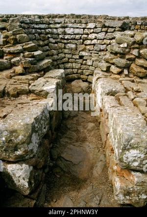Hausbesitzer Römisches Fort, Northumberland. 18.C Maistrockenrofen, der in zusammengefallenen Schutt des römischen Südlichen Granariums gebaut wurde. Stockfoto