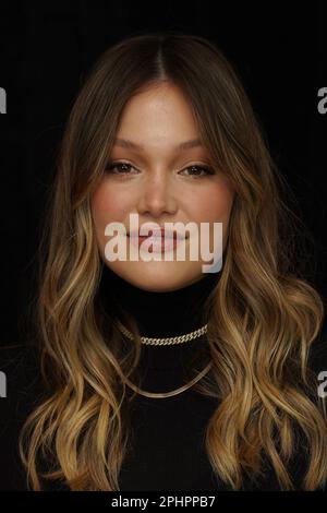 New York, New York, USA. 29. März 2023. Olivia holt Photo Call für Olivia holt tritt am 29. März 2023 in Chicago, Legrande Lounge im Time Hotel, New York, NY, auf. Kredit: Kristin Callahan/Everett Collection/Alamy Live News Stockfoto