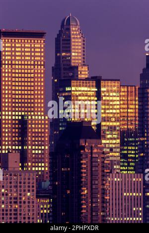 WOLKENKRATZER MIDTOWN MANHATTAN NEW YORK CITY USA Stockfoto