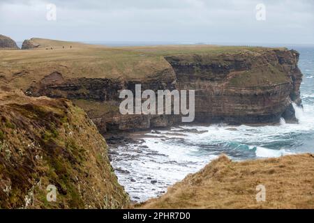 Klippen am Duncansby Head, in der Nähe von John O'Groats Scotland Stockfoto