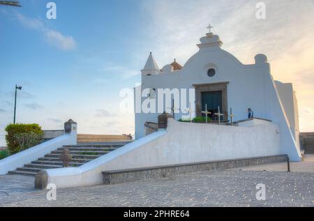 Chiesa del Soccorso in der Stadt Forio auf der Insel Ischia, Italien. Stockfoto