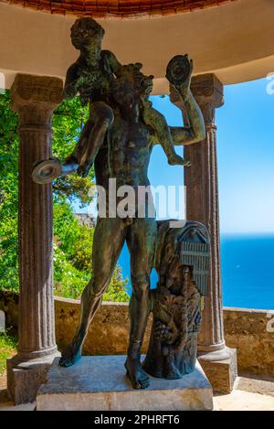 Tempel des Bacchus in der Villa Cimbrone in Ravello, Italien. Stockfoto