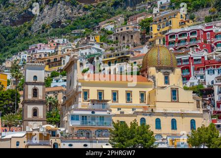 Kirche Chiesa di Santa Maria Assunta in Positano, Italien. Stockfoto