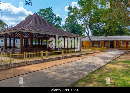 Kataragama ist ein wichtiger Wallfahrtsort in Sri Lanka, der für Buddhisten, Hinduisten, Muslime und Veddah wichtig ist. Stockfoto