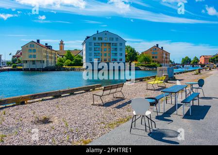 Traditionelle Hafengebäude in Karlskrona, Schweden. Stockfoto