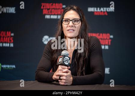 Temecula, Kalifornien, USA. 29. März 2023. Temecula, CA - März 28.: CAT Zingano spricht am 31. März 2023 im kalifornischen Temecula auf dem Bellator 293 Golm vs James im Pechanga Resort and Casino vor den Medien. (Kreditbild: © Matt Davies/PX Imagens via ZUMA Press Wire) NUR REDAKTIONELLE VERWENDUNG! Nicht für den kommerziellen GEBRAUCH! Stockfoto