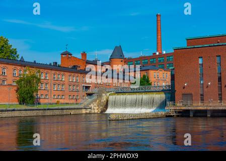 Die Tammerkoski-Fälle in Tampere, Finnland. Stockfoto