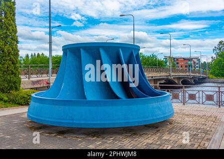 Imatra-Stromschnellen während eines niedrigen Wasserflusses in Finnland. Stockfoto