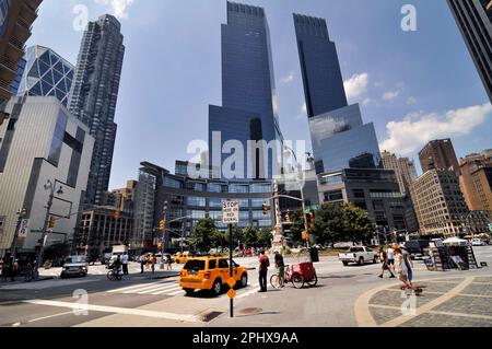 Das Deutsche Bank Center ( ehemals AOL Time Warner Center ) am Columbus Circle in Manhattan, New York City, NY, USA. Stockfoto