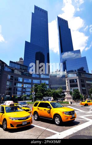 Das Deutsche Bank Center ( ehemals AOL Time Warner Center ) am Columbus Circle in Manhattan, New York City, NY, USA. Stockfoto