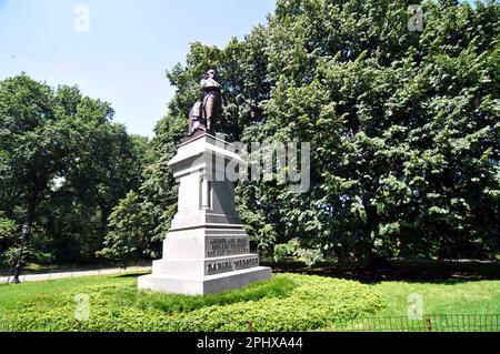 Die Statue von Daniel Webster im Central Park, New York City, NY, USA. Stockfoto