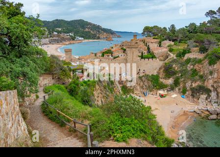 Burg Muralles de Tossa de Mar in Spanien. Stockfoto