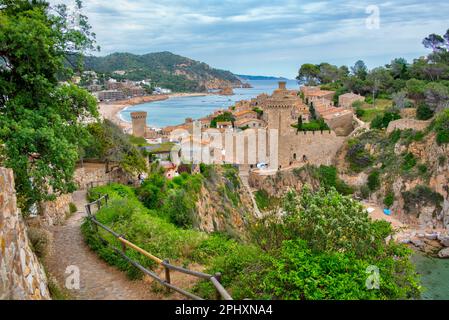 Burg Muralles de Tossa de Mar in Spanien. Stockfoto