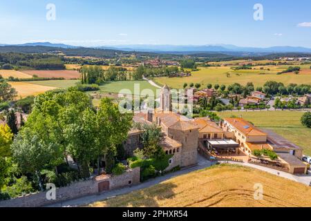 Luftaufnahme der spanischen Stadt Pubol. Stockfoto