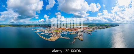 Vogelperspektive auf die dänische Stadt Faaborg. Stockfoto