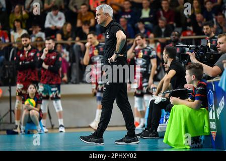 Kedzierzyn Kozle, Polen. 29. März 2023. Andrea Anastasi während des Volleyball CEV Men Champions League 2023-Spiels zwischen Grupa Azoty ZAKSA Kedzierzyn-Kozle und Sir Sicoma Monini Perugia am 29. März 2023 in Kedzierzyn-Kozle, Polen. (Foto: Lukasz Laskowski/PressFocus/Sipa USA) Guthaben: SIPA USA/Alamy Live News Stockfoto