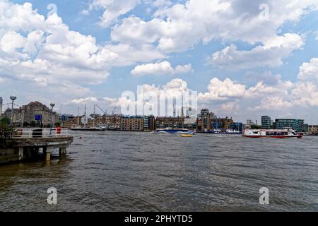 Bermondsey South East London von China Wharf, River Thames - London, Vereinigtes Königreich, 1. Juni 2019 Stockfoto