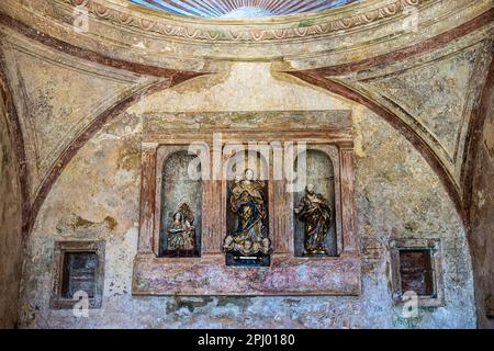 Innenseite der Garcia D'Avila Kapelle, in der Region Praia do Forte in der Gemeinde Mata de Sao Joao, Bahia, Brasilien. Das Turmhaus von Garcia Stockfoto