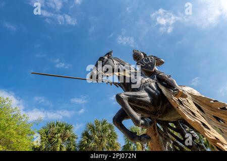 Ritter auf der Pferdestatue an der University of Central Florida Stockfoto