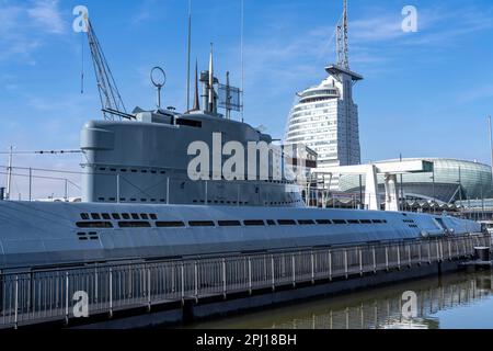 U-Boot, Wilhelm Bauer, Technologiemuseum, Alter Hafen, Hafenbecken, Hafenviertel, Sail City Building, Klimahaus Bremerhaven, Museumsschiffe, Stockfoto
