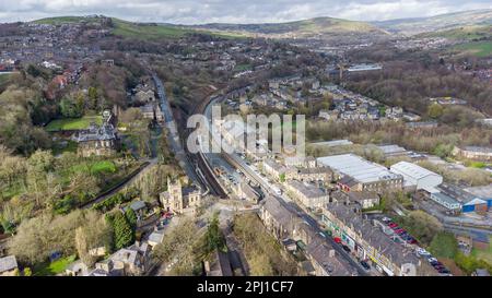 Die Stadt Mossley in Tameside, Greater Manchester, 30. März 2023. Stockfoto