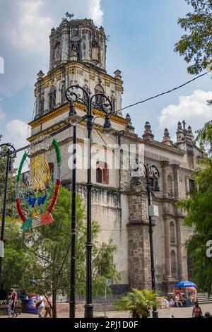 Pfarrkirche von San Juan Bautista auf Hidalgo Square in Coyoacan Stockfoto