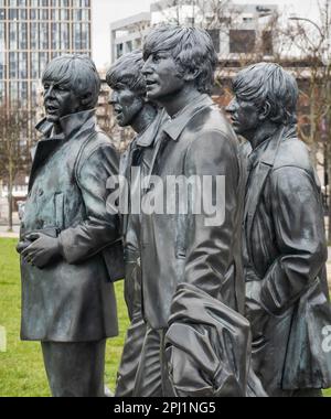 Beatles Statue am Pier Head, Liverpool Stockfoto