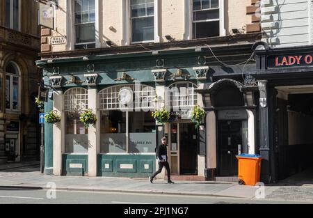 Saddle Inn, ein traditioneller Pub in der Dale Street in Liverpool Stockfoto