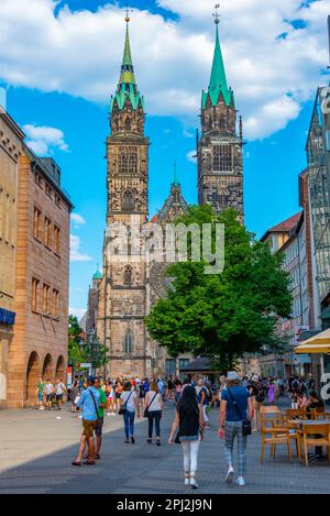 Nürnberg, 9. August 2022: Blick auf die Karolinenstraße in der Deutschen Stadt Nürnberg. Stockfoto