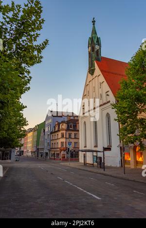 Ingolstadt, Deutschland, 14. August 2022: Spitalkirche Heiliger Geist in der deutschen Stadt Ingolstadt. Stockfoto