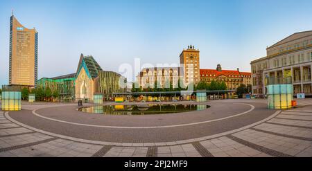 Leipzig, Deutschland, 9. August 2022: Sonnenaufgang der Universität Leipzig in Deutschland. Stockfoto
