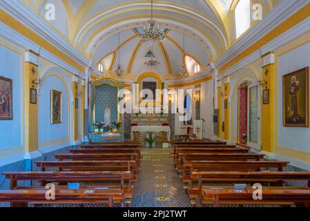 Nocelle, Italien, 21. Mai 2022: Innere der Chiesa di Santa Croce in Nocelle, Italien. Stockfoto