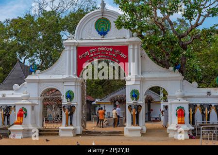 Kataragama, Sri Lanka, 27. Januar 2022: Maha Devale-Schrein in Kataragama, Sri Lanka. Stockfoto