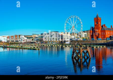 Cardiff, Wales, 16. September 2022: Mermaid Quay in der walisischen Hauptstadt Cardiff. Stockfoto