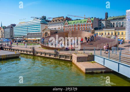 Helsinki, Finnland, 21. Juli 2022: Hafengebiet der finnischen Hauptstadt Helsinki. Stockfoto