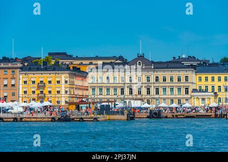 Helsinki, Finnland, 21. Juli 2022: Hafengebiet der finnischen Hauptstadt Helsinki. Stockfoto