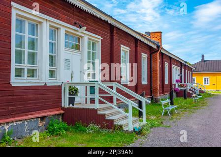 Lappeenranta, Finnland, 26. Juli 2022: Historische Gebäude der Festung Linnoitus in der finnischen Stadt Lappeenranta. Stockfoto